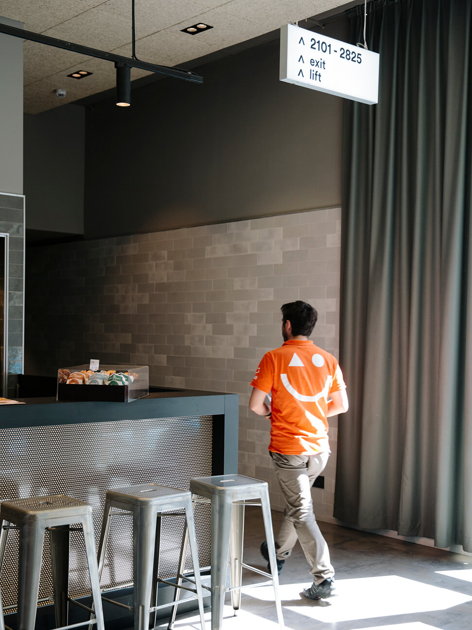 ao_hotels_moodley_branding_bar_mitarbeiter