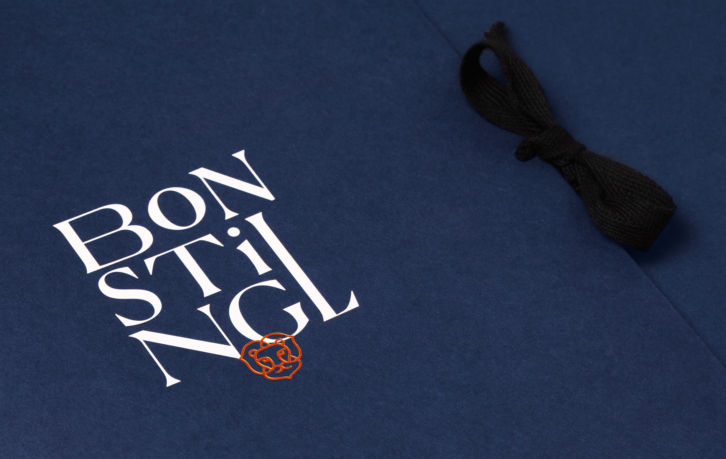 bonstingl_moodley_branding_logo_papier_details
