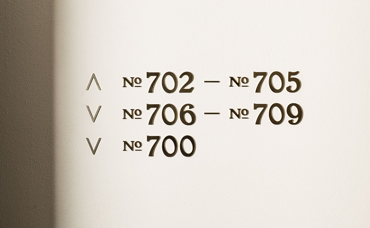grand_ferdinand_moodley_branding_zimmernummern_wand