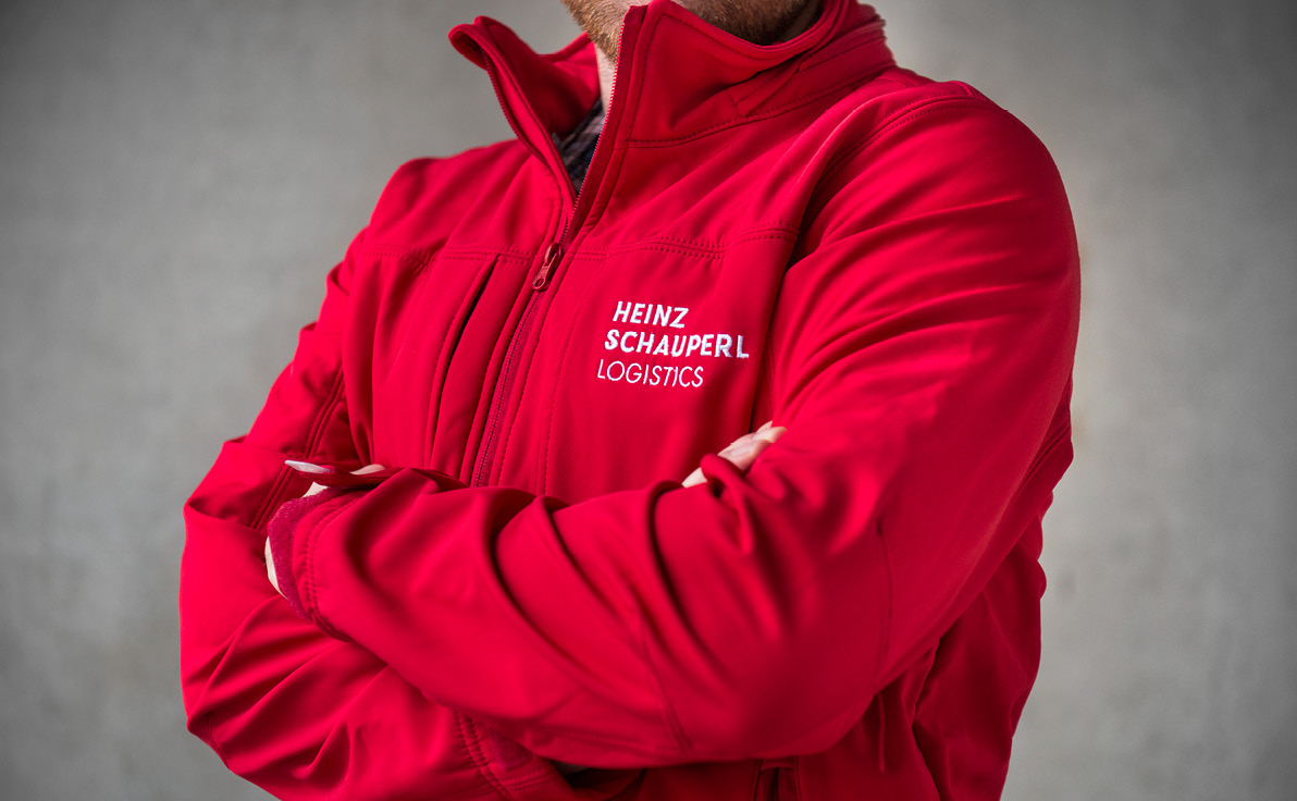 heinz_schauperl_logistics_moodley_branding_jacke