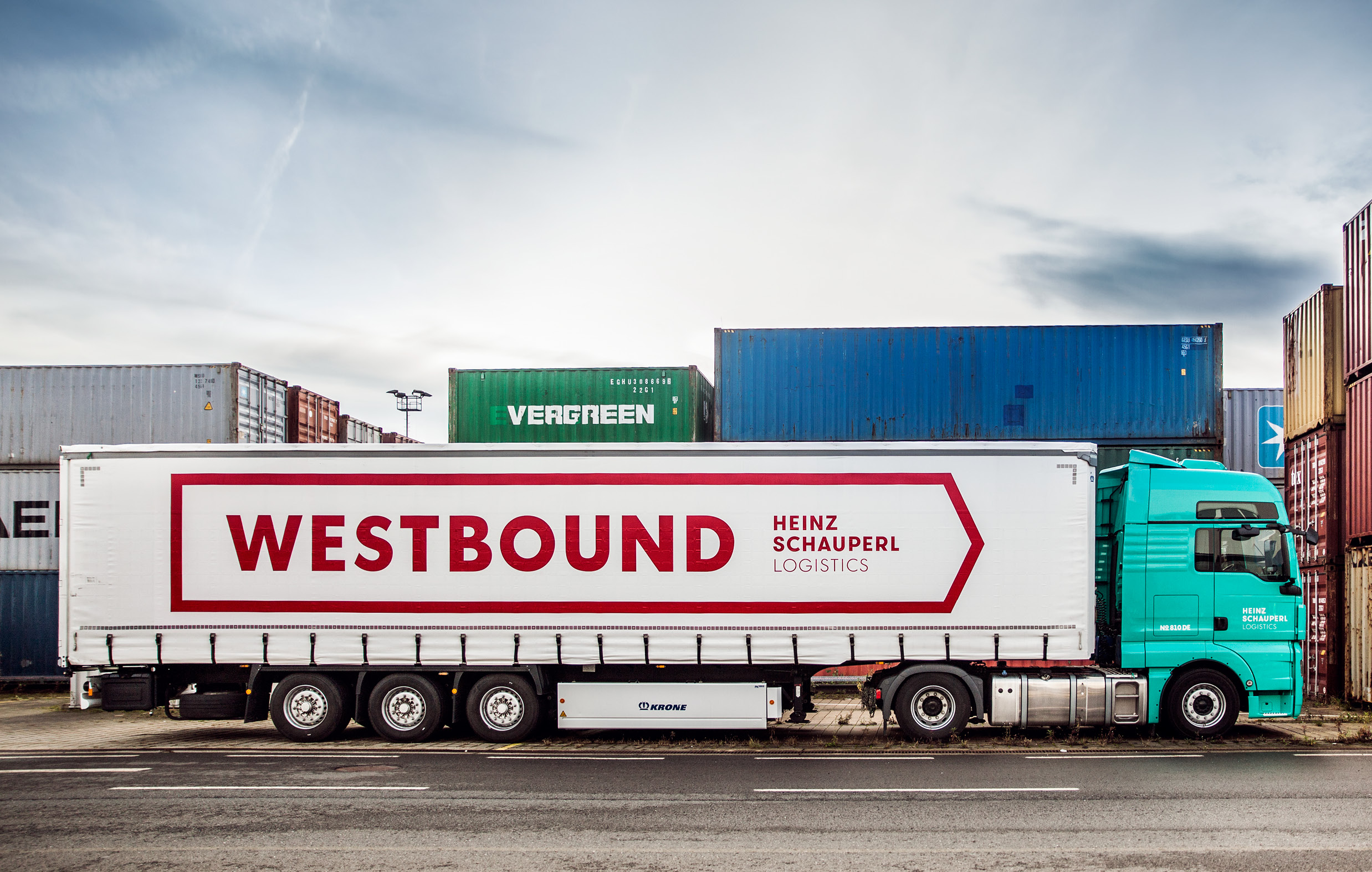 heinz_schauperl_logistics_moodley_branding_lkw_seite