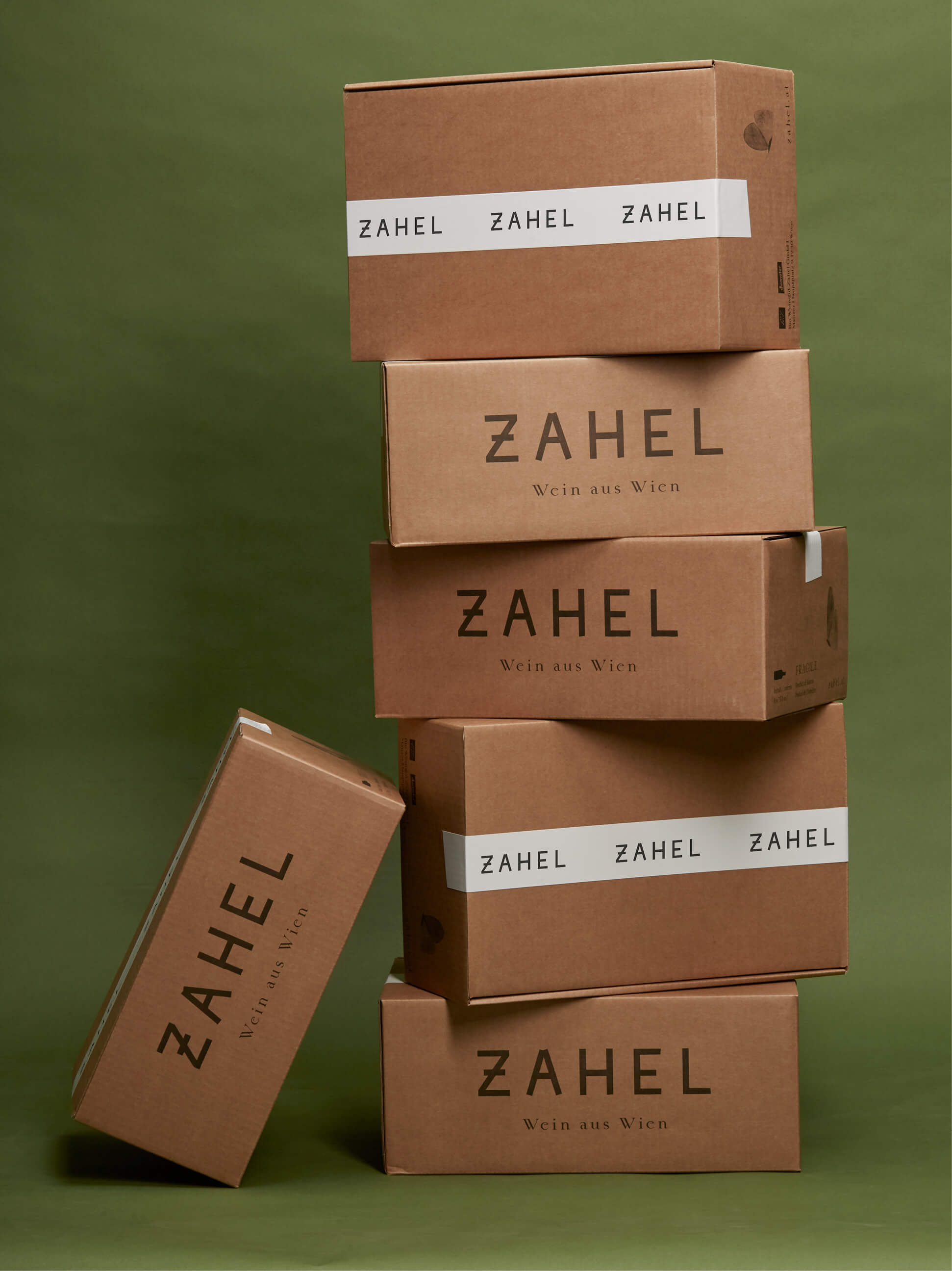 zahel_moodley_branding_wein_kartons